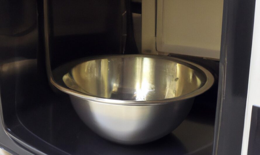 Can a Metal Bowl go in the Microwave? Explained in 2023